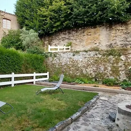 Du Porche 79700 20min Puy Du Fou